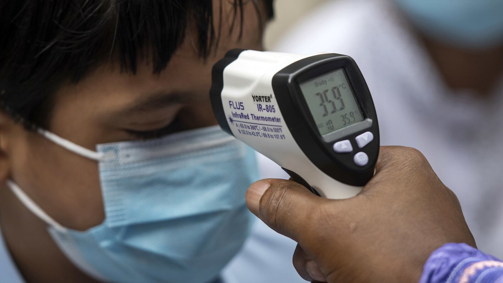 200512-hong-hongkong-tease_co7rma