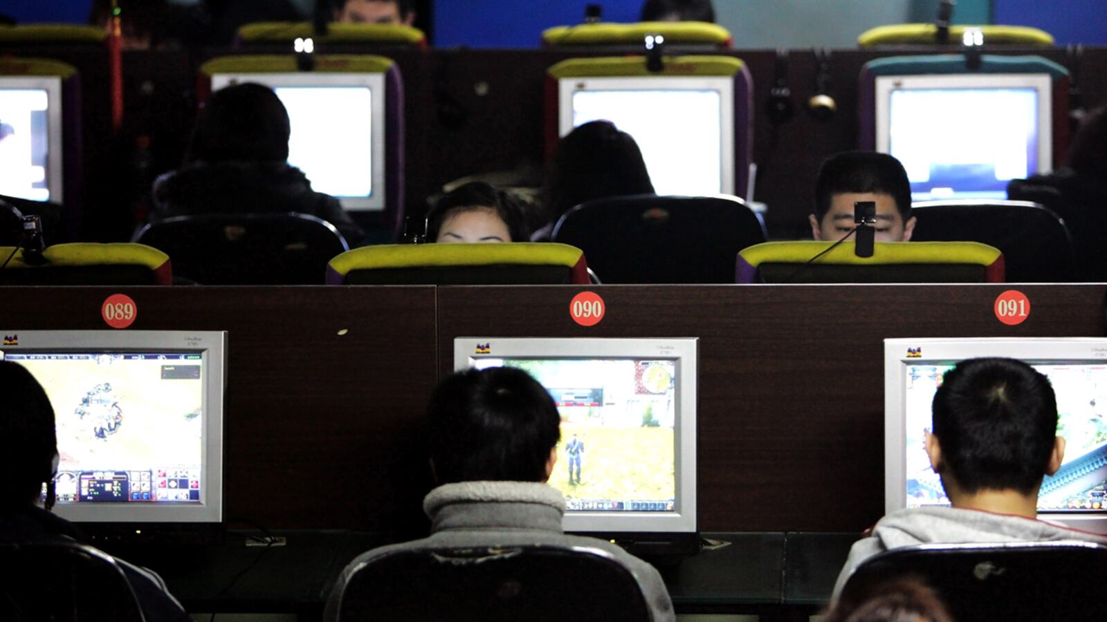 cheats/2012/07/26/china-arrests-10-000/internet-crimes-china-cheat_bv63cr