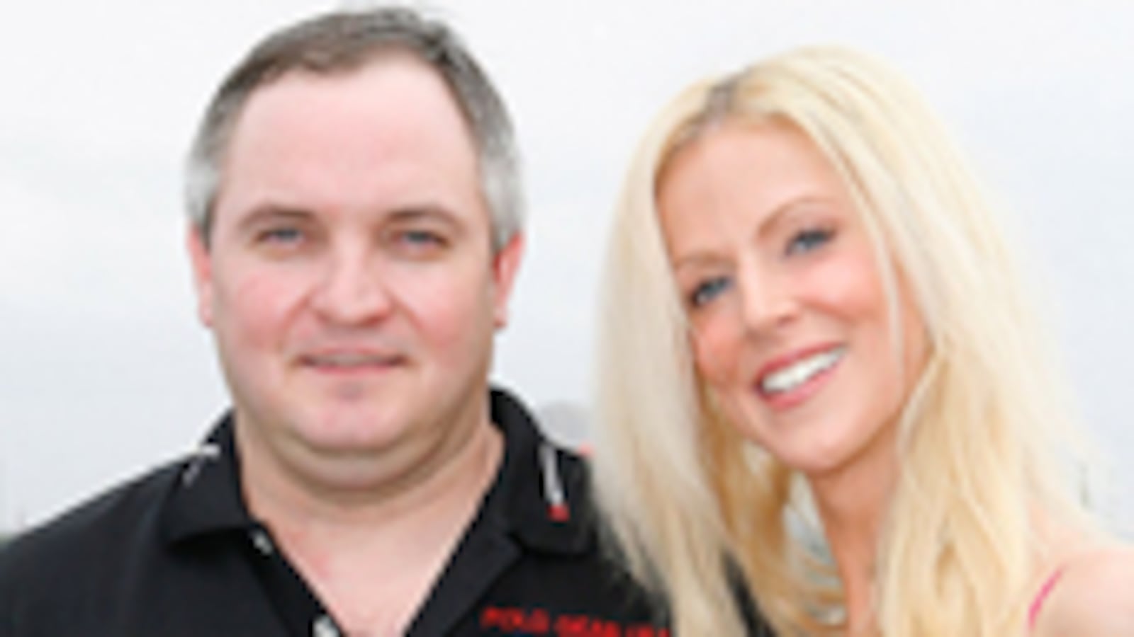 articles/2010/03/25/white-house-crashers-score-tv-deal/salahis-real-housewives_90466_rqppyf