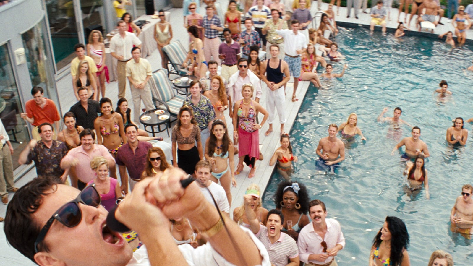 articles/2016/07/07/hedge-funder-faces-lawsuit-after-holding-the-hamptons-party-from-hell/160707-crocker-wolf-of-wall-street-tease_coff5j