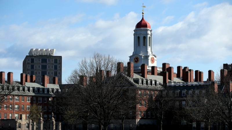 Law Firm Davis Polk Rescinds Job Offers to Ivy League Students Over ...