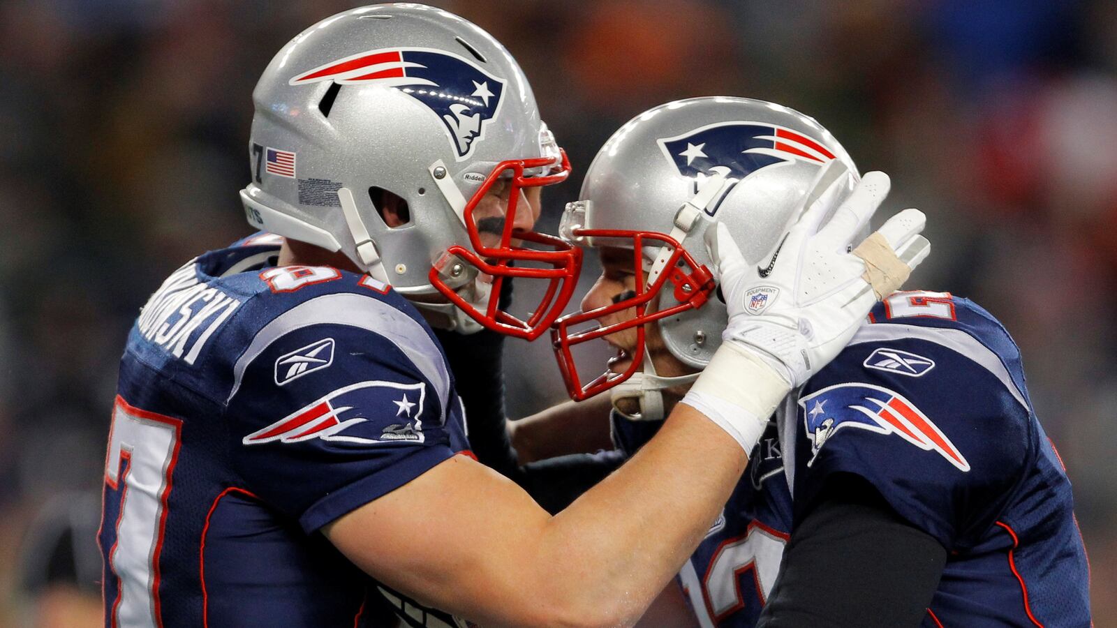 2020-06-19T000000Z_886569979_RC2JCH9N8723_RTRMADP_3_FOOTBALL-NFL-GRONKOWSKI_lxh2rr