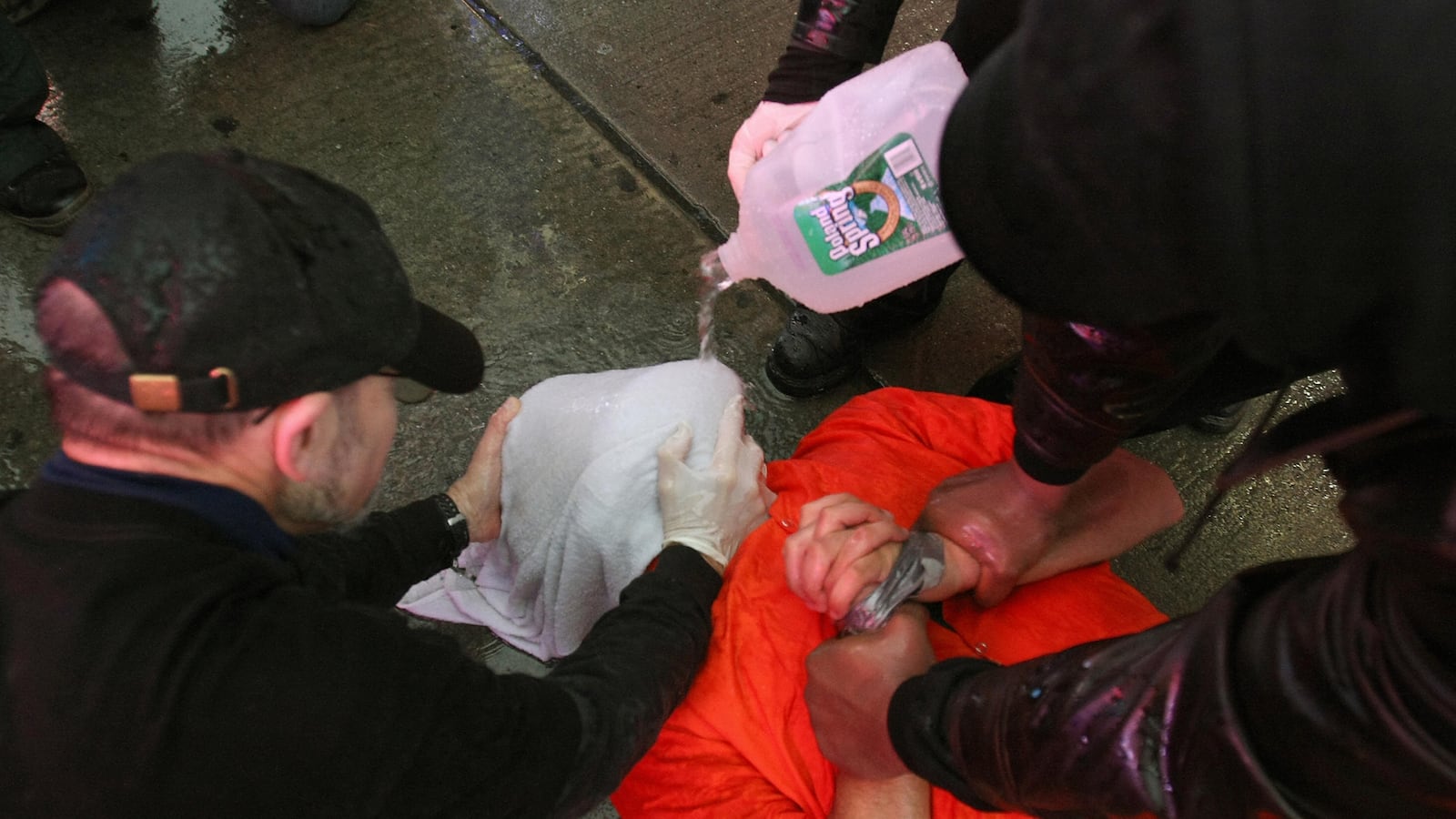 articles/2014/12/10/the-media-s-pro-torture-cheerleaders/141210-purdy-american-torture-tease_jxcxwf