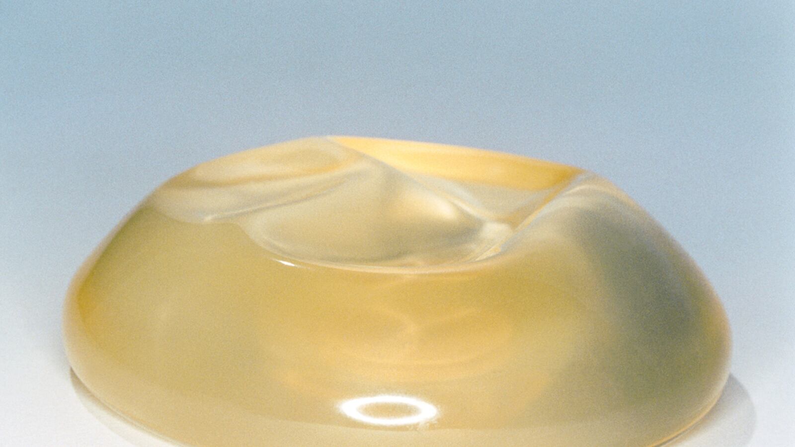 cheats/2011/06/22/fda-says-breast-implants-are-safe/breast-implants-cheat_redqld