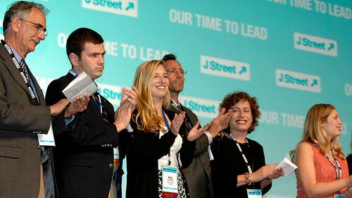 articles/2013/10/04/after-four-years-j-street-is-on-the-map/j-street-opening-plenary-openz_fojlvd