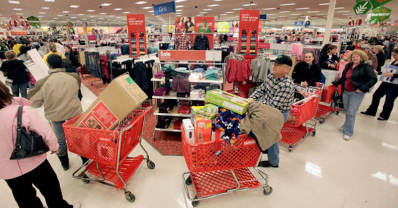 galleries/2010/11/19/black-friday-stores/black-friday-stores---target_fbuk6o