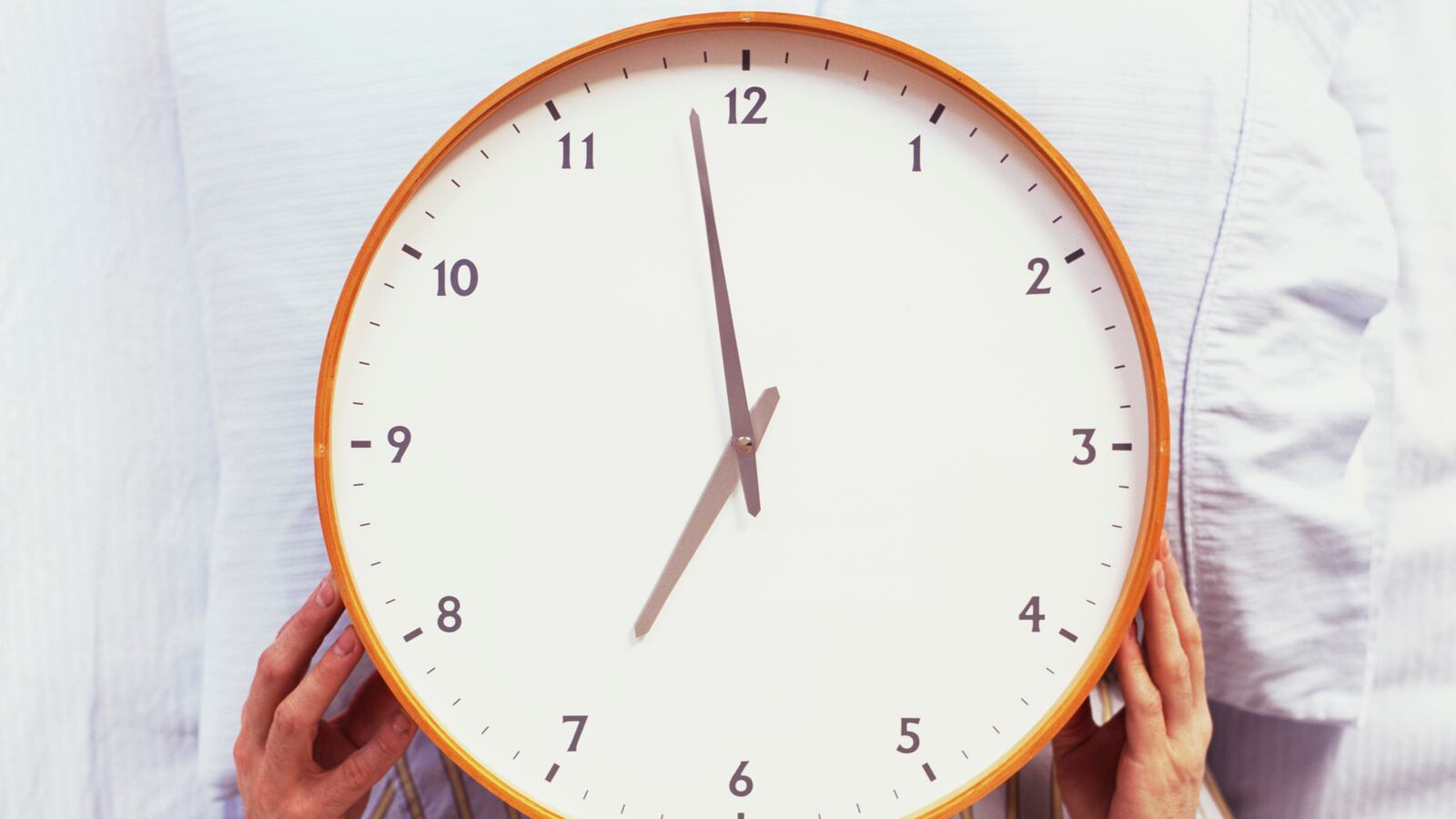 cheats/2013/03/09/daylight-savings-time-steals-an-hour/130309-day-light-saving-cheat_lnllep