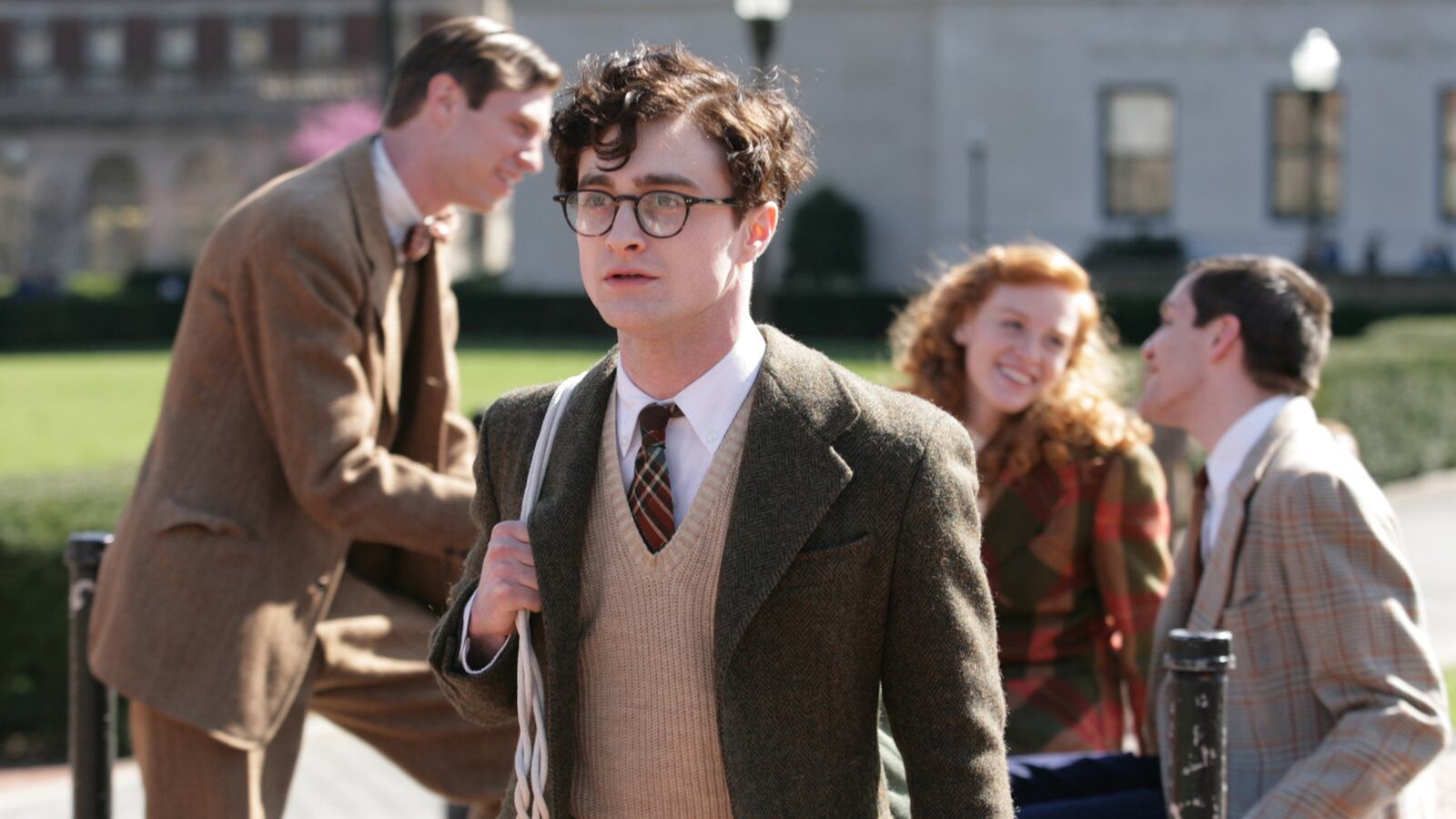 articles/2013/10/15/daniel-radcliffe-on-kill-your-darlings-love-scenes-and-what-s-next/131014-radcliffe-kill-your-darlings-tease_tbrvws
