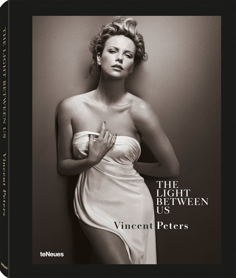 galleries/2014/10/12/new-hollywood-classic-glamour-vincent-peters-s-celebrity-portraits/141009-vincent-peters-11_c0olgc