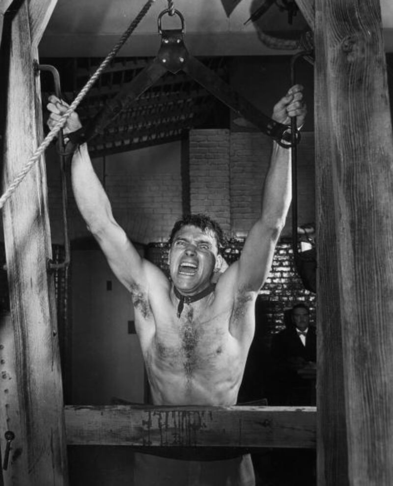 galleries/2012/11/20/woody-allen-elvis-presley-more-hollywood-stars-bound-photos/hollywood-bound3_bj2uen