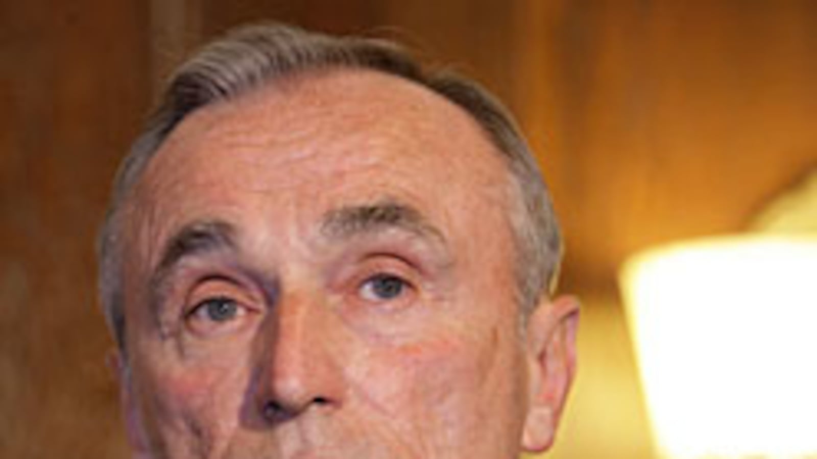 articles/2008/12/19/lapds-bratton-on-new-york-vs-la-crime/sarlin-bratton_7418_whxujk