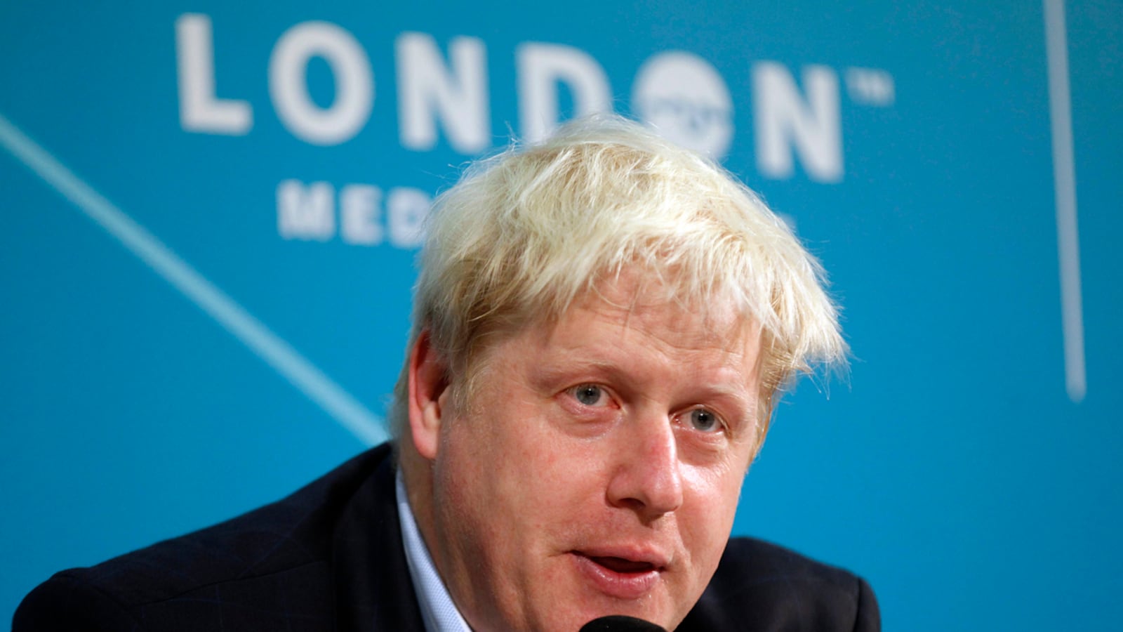 cheats/2012/08/11/brits-wants-boris-johnson-for-pm/boris-love-pm-london-cheat_fneycb