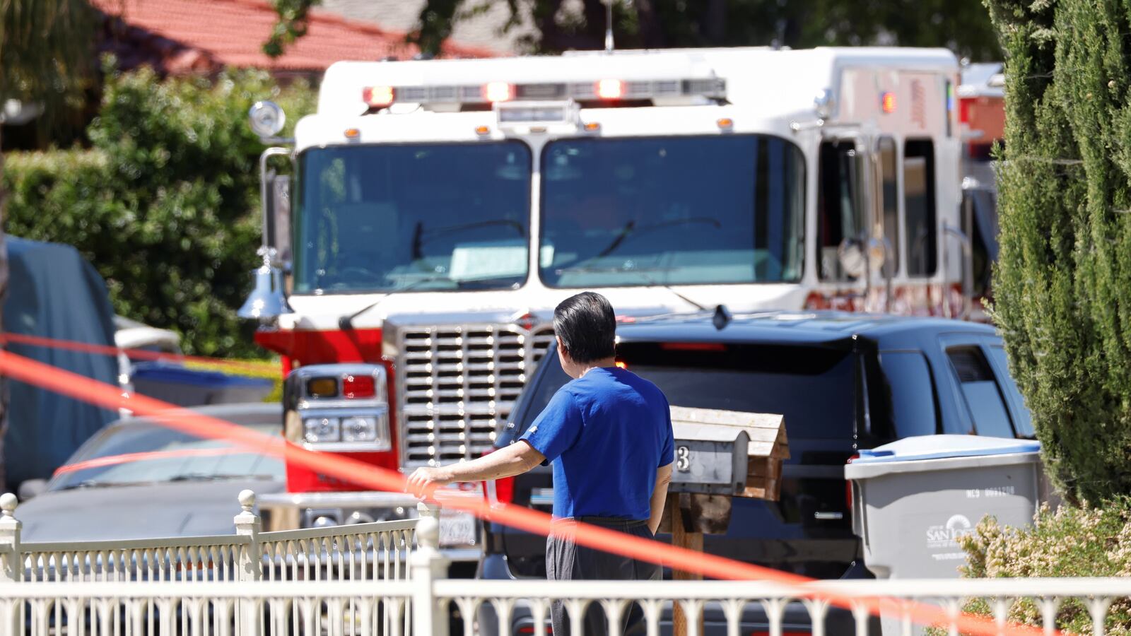 2021-05-26T204239Z_929164198_RC2UNN9WUI9B_RTRMADP_3_CALIFORNIA-SHOOTING_ckzouq