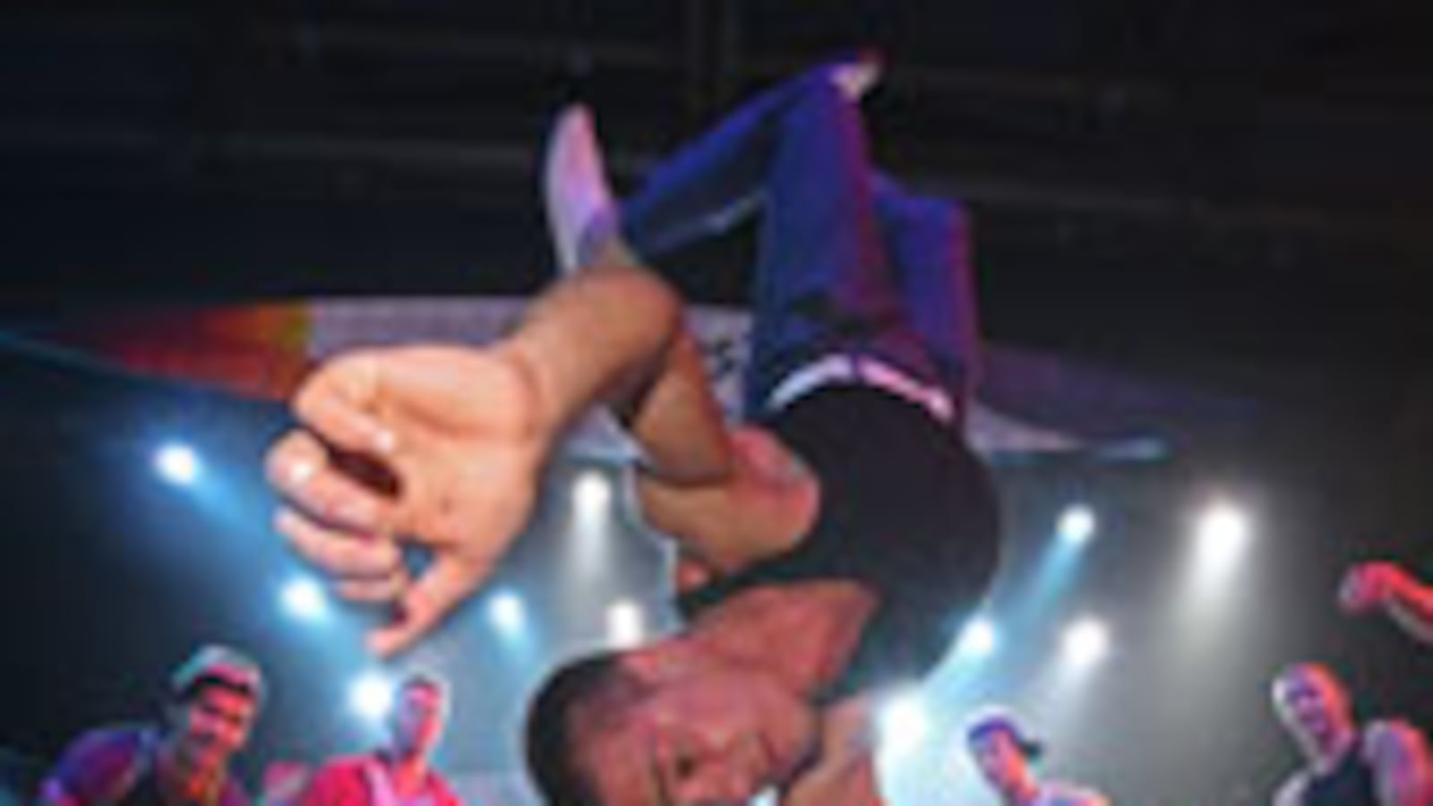 articles/2010/04/09/break-dancings-big-break/meyers-breakdancing_93200_ltdnbi