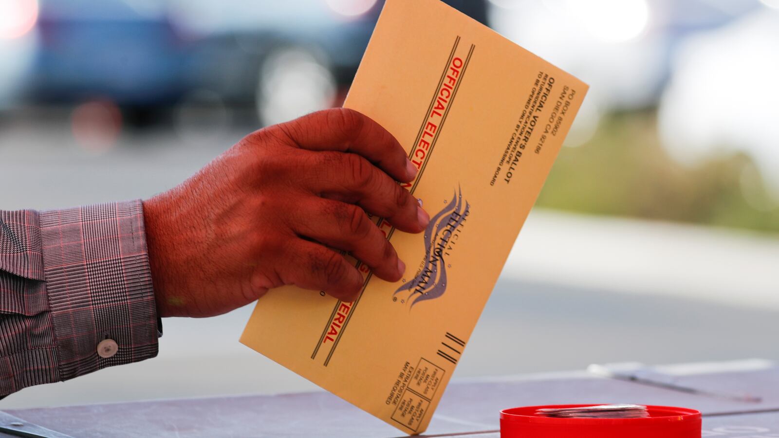 2018-11-05T191834Z_356542859_RC1CF64C49A0_RTRMADP_3_USA-ELECTION_kz1rwi