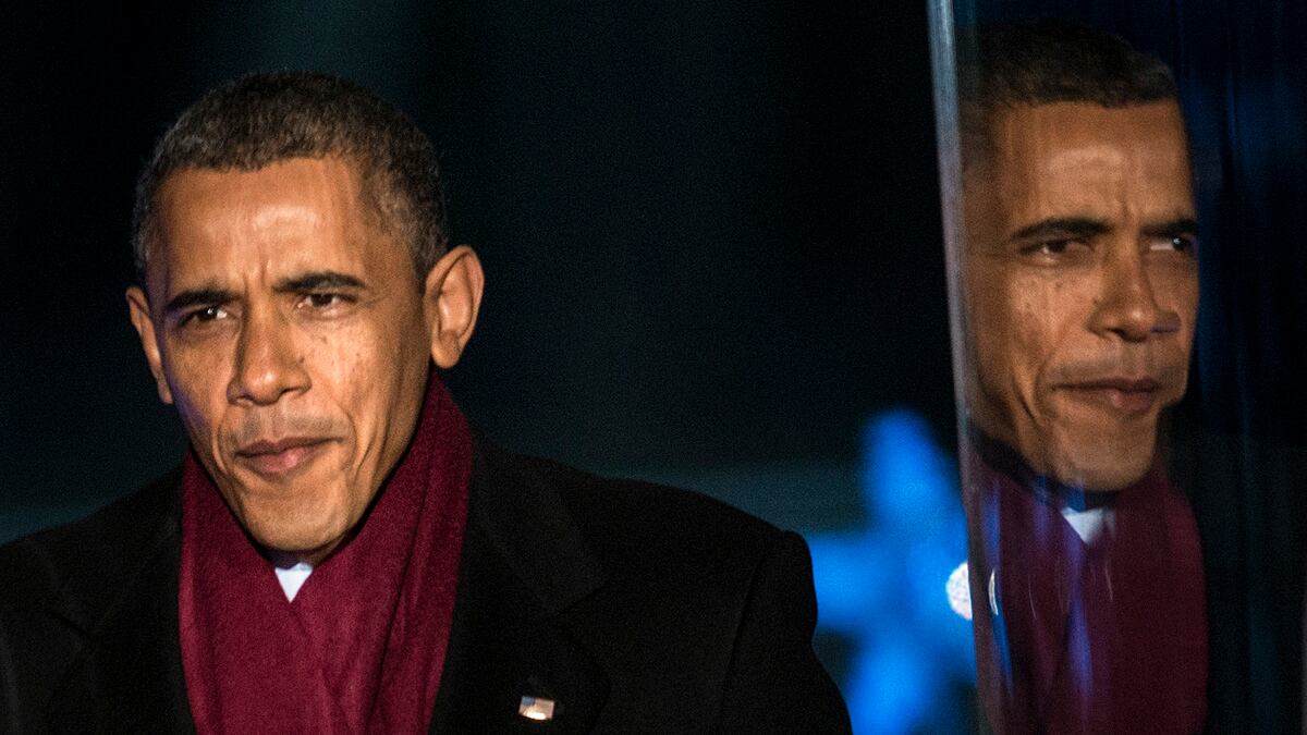 cheats/2012/12/08/americans-trust-obama-on-economy/obama-trustsed-economy-cheat_clcap9