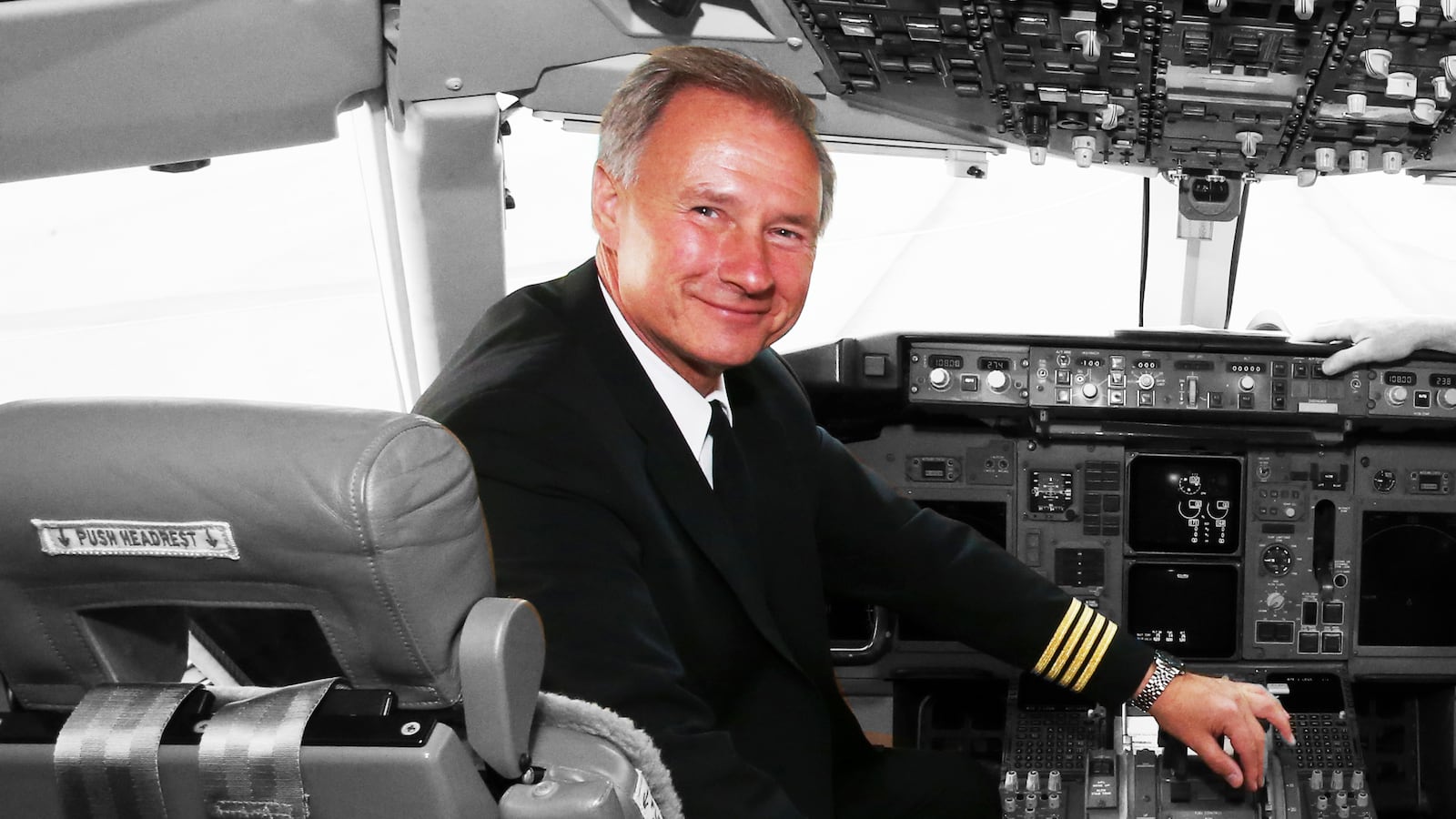 180805-carlson-faa-trump-hero_ukgpii