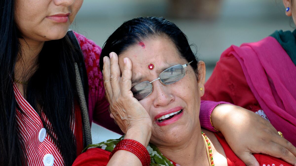 cheats/2012/05/14/plane-crash-in-nepal-kills-15/nepal-plane-crash-cheat_p7nfk8