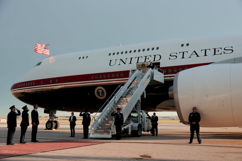 air force one qatar trump