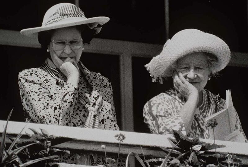 galleries/2011/04/20/queen-elizabeth/queen-elizabeth---mother_hfbdrc