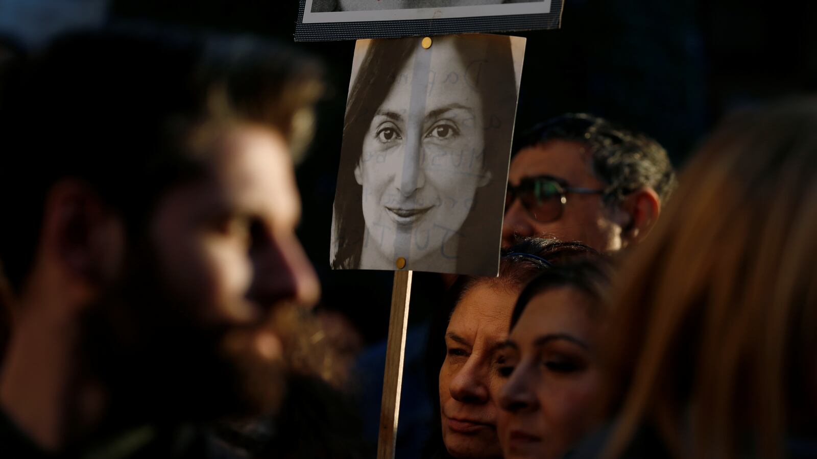 2020-01-05T152117Z_1469322792_RC2R9E9ZKHFY_RTRMADP_3_MALTA-DAPHNE_skwrpl