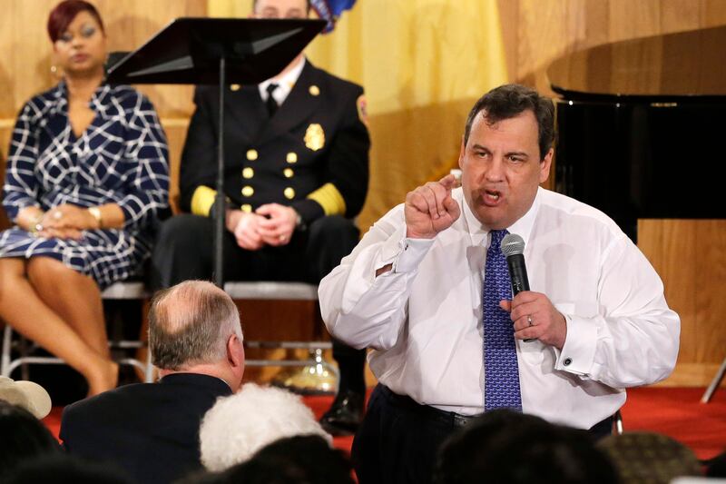 articles/2013/03/14/the-elephant-in-the-room-chris-christie-s-cpac-dig/130314-chris-christie-cpac-avlon-tease_svsvx4