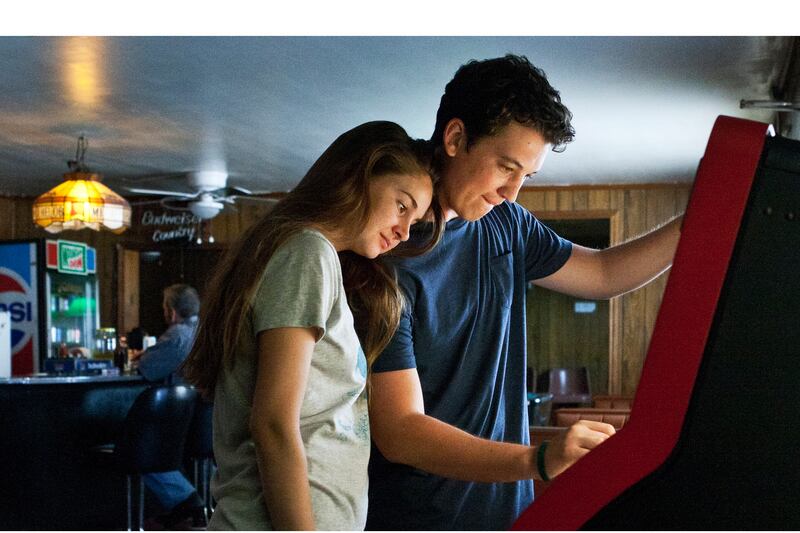 articles/2013/01/24/the-spectacular-now-starring-shailene-woodley-and-miles-teller-is-one-of-sundance-s-best/120124-stern-spectacular-embed_tvtlcy
