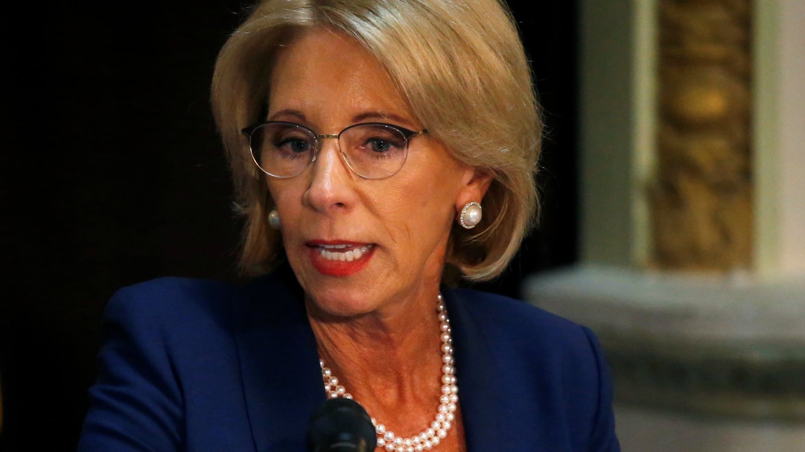 180822-betsy-devos-guns-funding-cheat_yvwnlv
