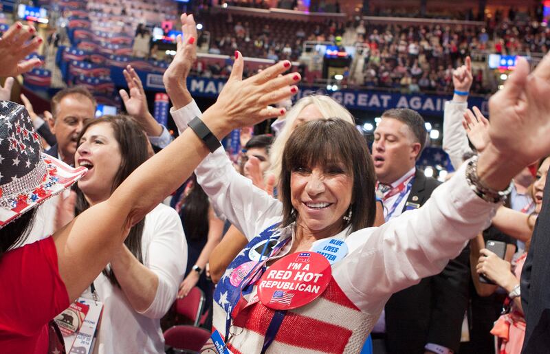 galleries/2016/07/19/scenes-from-cleveland-photos/160721-republican-convention1a_ej4p1i
