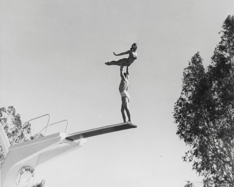 galleries/2012/07/08/backyard-oasis-the-swimming-pool-in-california-photography/backyard-oasis-pools-anderson-mirador_bdst2v