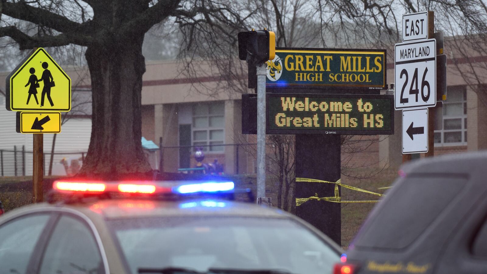 180322-maryland-shooting-student-dies-cheat_wsykuu
