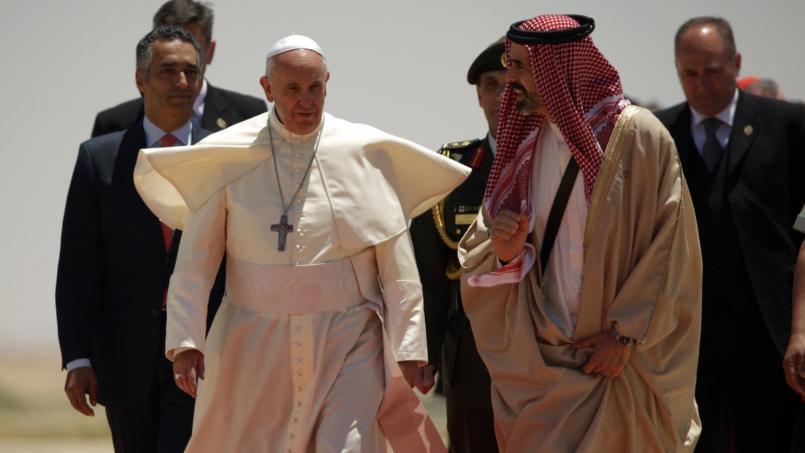 cheats/2014/05/25/pope-endorses-state-of-palestine/140724-pope-cheat_x2lscv