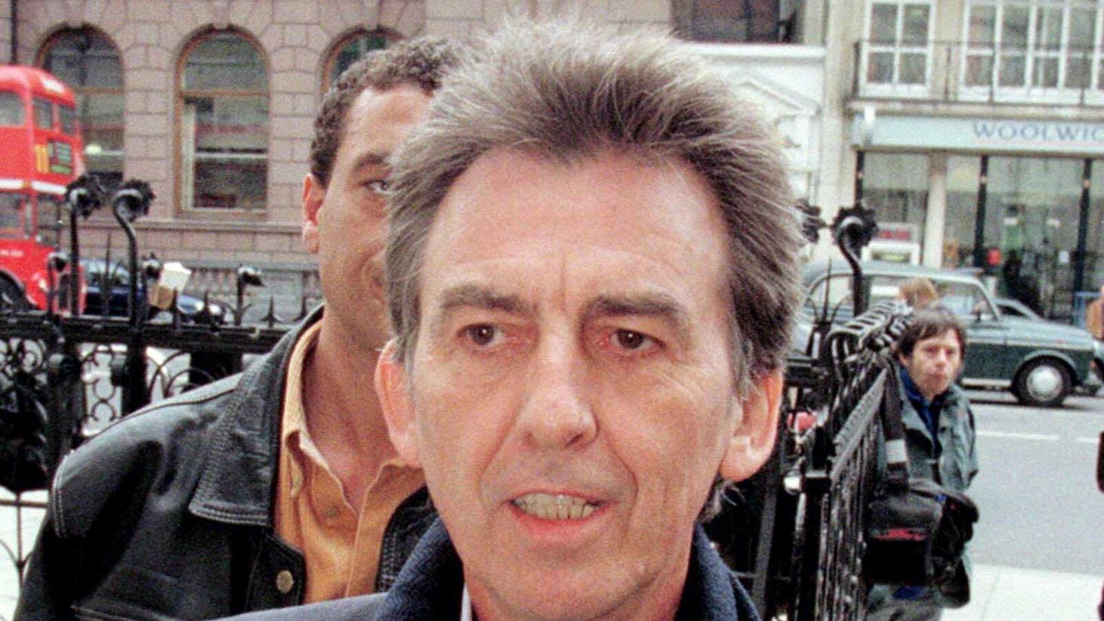 cheats/2016/02/19/george-harrison-returns-on-clapton-album/160219-george-harrison-cheat_lqa6dk