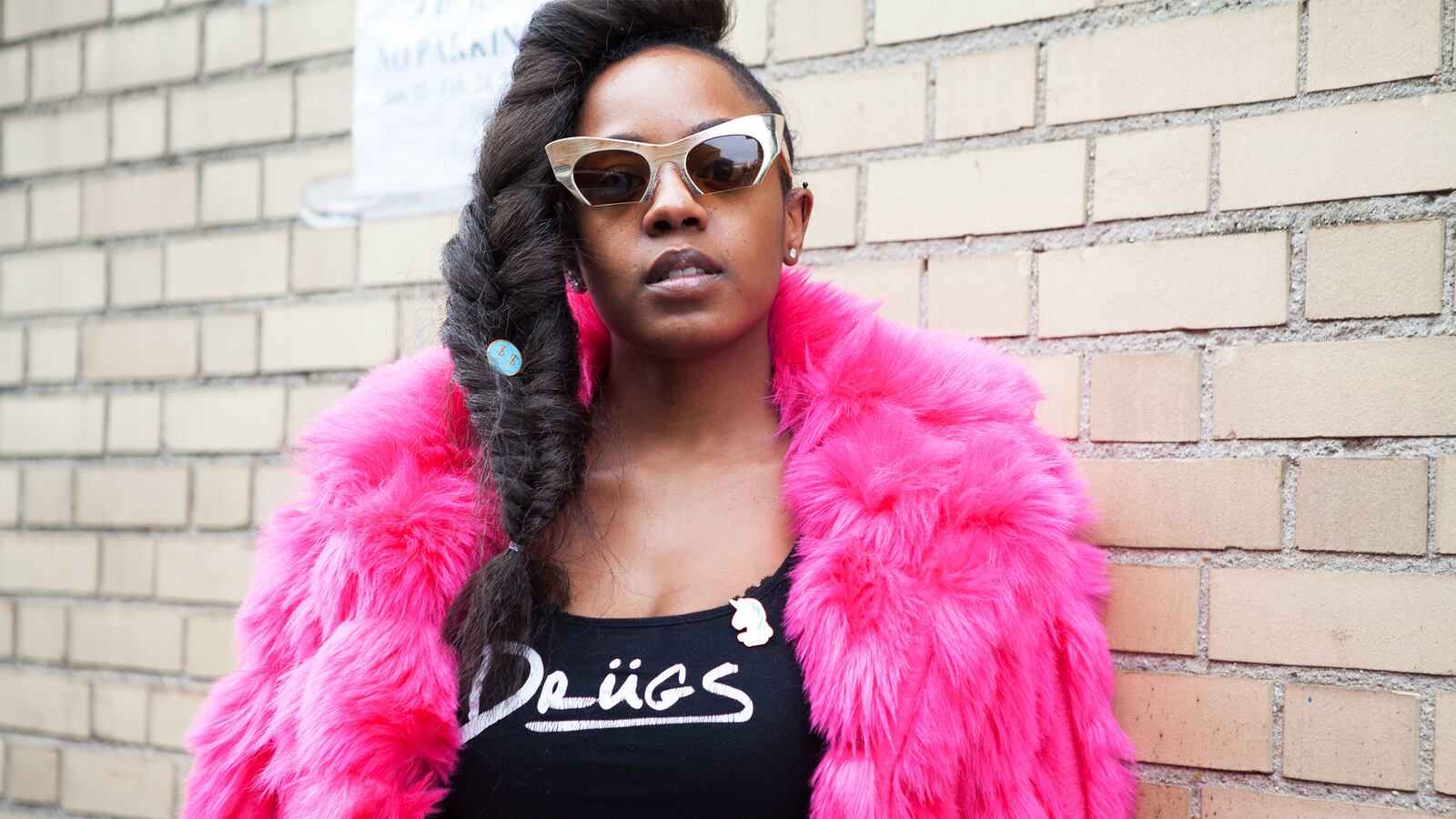 galleries/2017/02/17/here-s-the-standout-street-style-of-new-york-fashion-week/01-DL-IMG_1285-Tease_v7jrfb