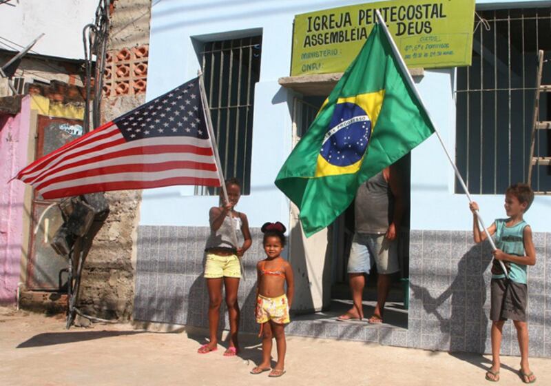 galleries/2011/03/19/obamas-visit-brazil/obama-brazil---cidade-de-deus_tlelxk