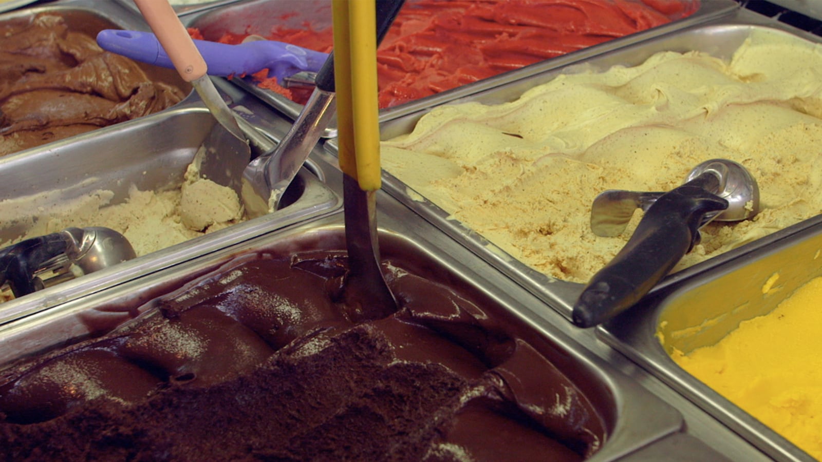 videos/2015/08/04/traditional-italian-gelato-in-los-angeles/150707-SC-gelato-tease_dntwll