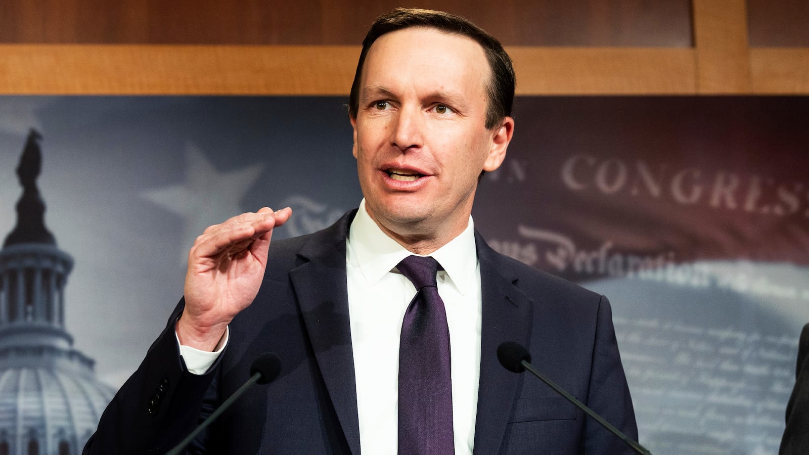 200131-Stein-Chris-Murphy-impeachment-tease_qi9ed6