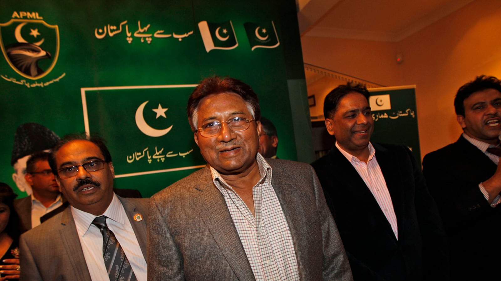 articles/2012/02/13/pakistan-s-musharraf-has-been-accused-of-knowing-osama-bin-laden-s-hideout/pervez-musharraf-osama-reidel_saucb0