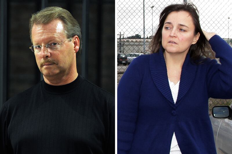 galleries/2011/10/03/amanda-knox-appeal-key-players-in-case-photos/amanda-knox-trial-whos-who-gal-parents_xh80j8