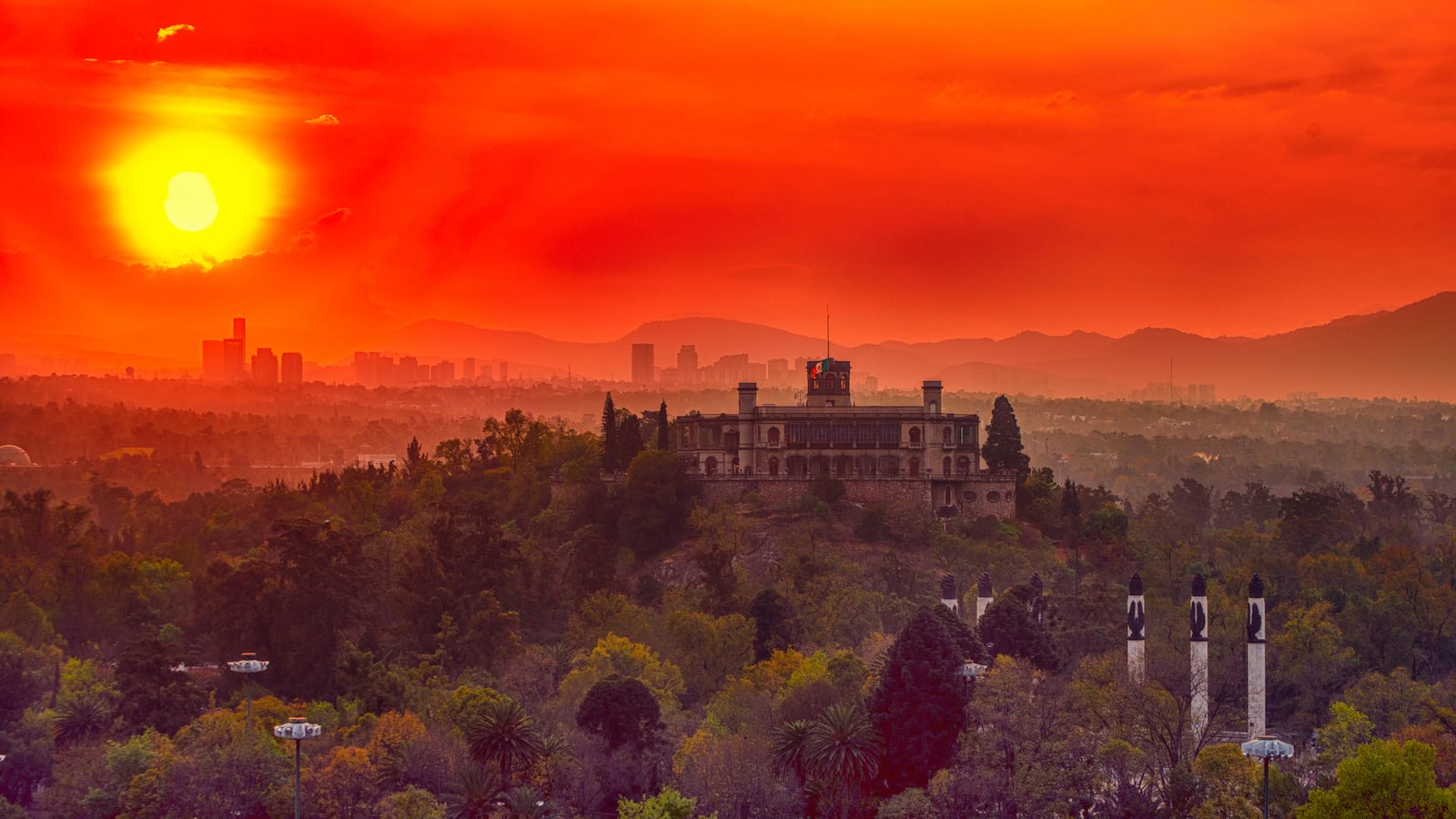 190818-chapultepec-travel-cheat-sheet-hero_jmukqa