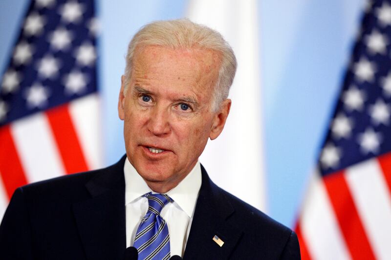 articles/2014/04/02/joe-biden-reveals-skincare-secret-monaco-royals-opt-out-of-grace-biopic-premier/140402-biden-fashion-cheat_ug9vnr