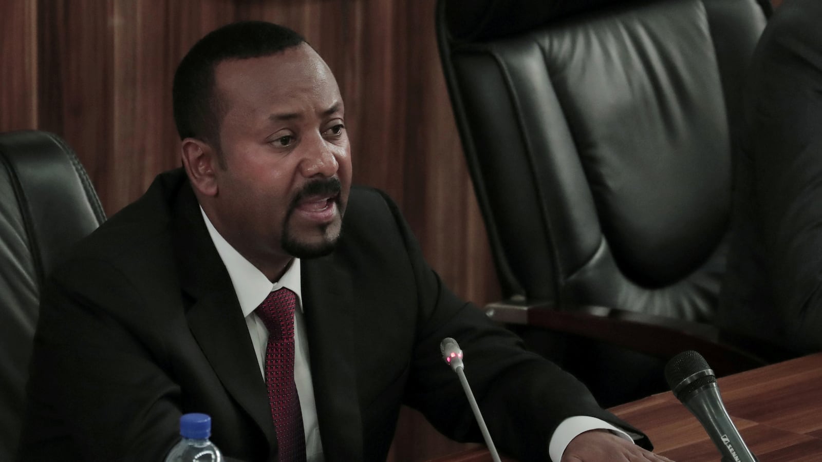 2020-05-29T000000Z_1591428253_RC2AYG9HDZLJ_RTRMADP_3_ETHIOPIA-VIOLENCE_g2vrxw