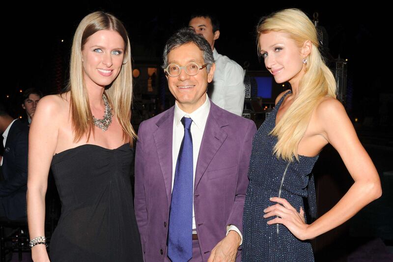 galleries/2011/12/03/stars-at-art-basel-photos/stars-at-art-basel-hilton_utqinj