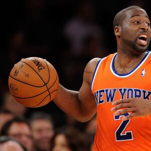 articles/2014/02/26/guns-blow-jobs-and-choke-holds-a-history-of-the-new-york-knicks/140226-raymond-felton-tease_g1uwvd