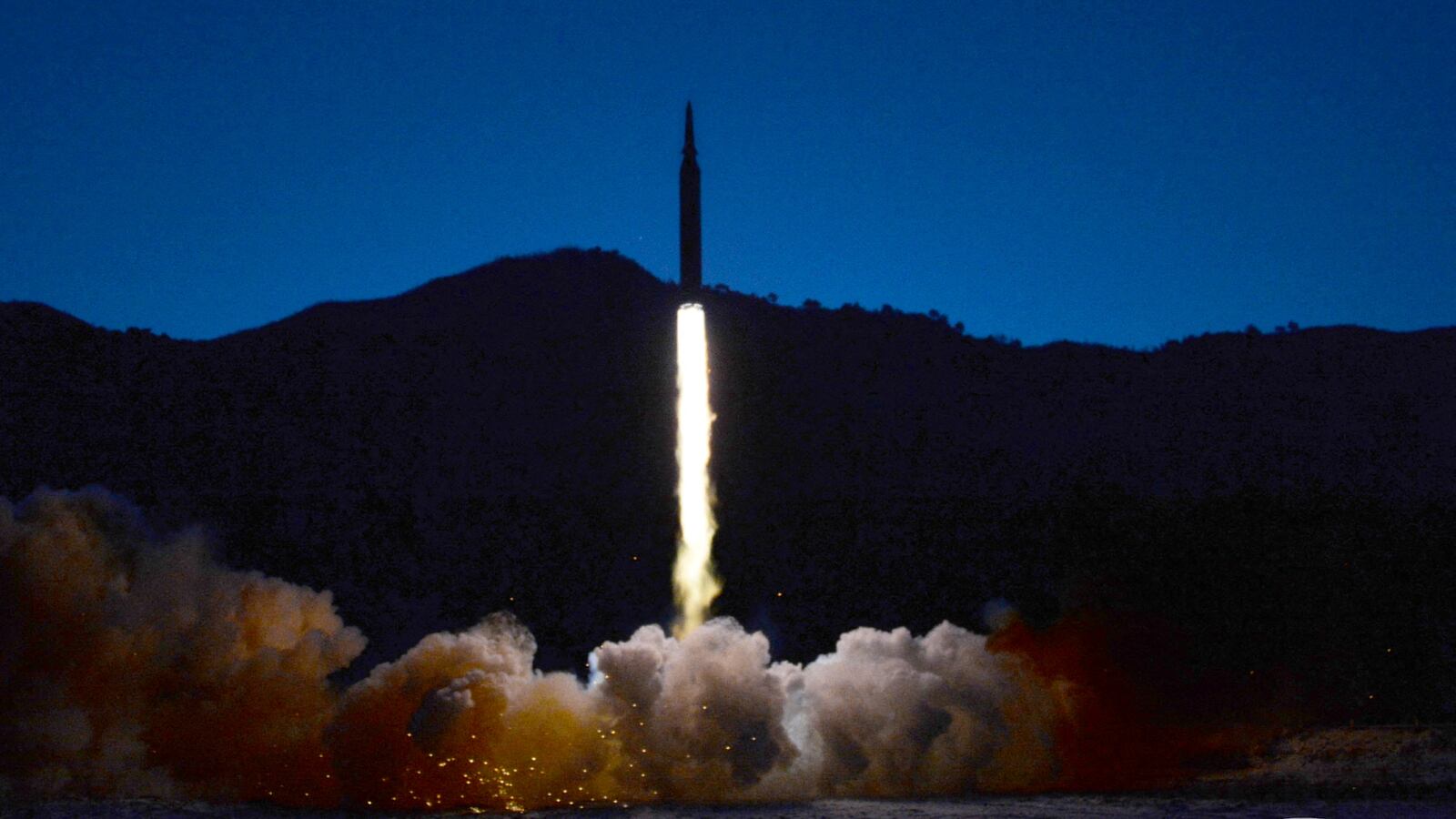 2022-01-28T015424Z_81331218_RC29XR90LLFV_RTRMADP_3_NORTHKOREA-MISSILES-ARSENAL_uxo22f
