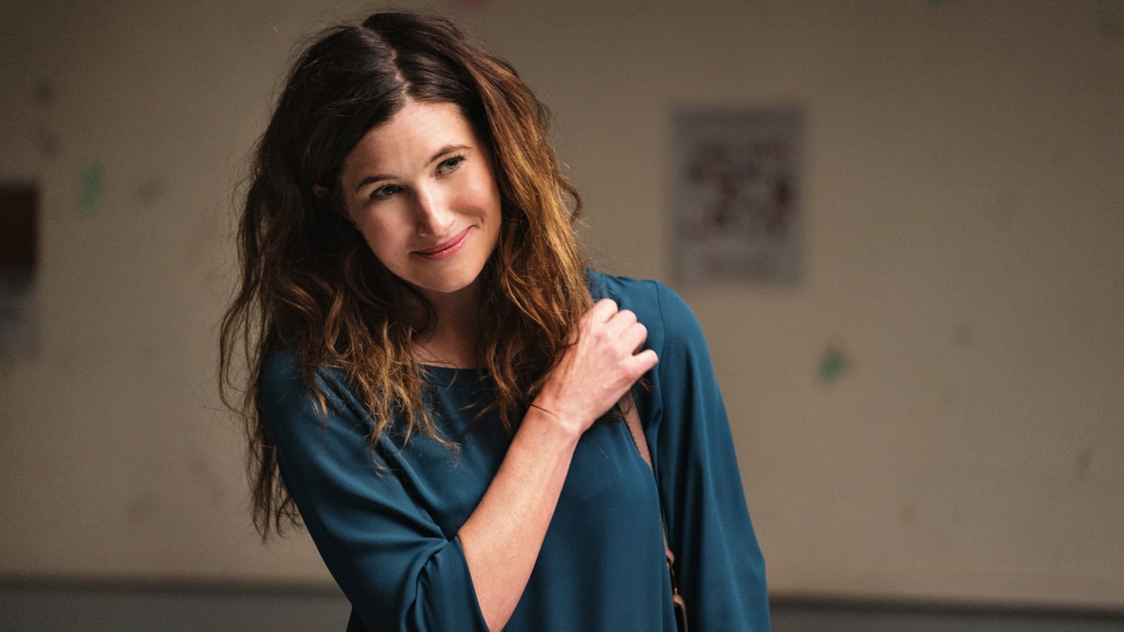 191022-Fallon-Mrs-Fletcher-tease_n6utht