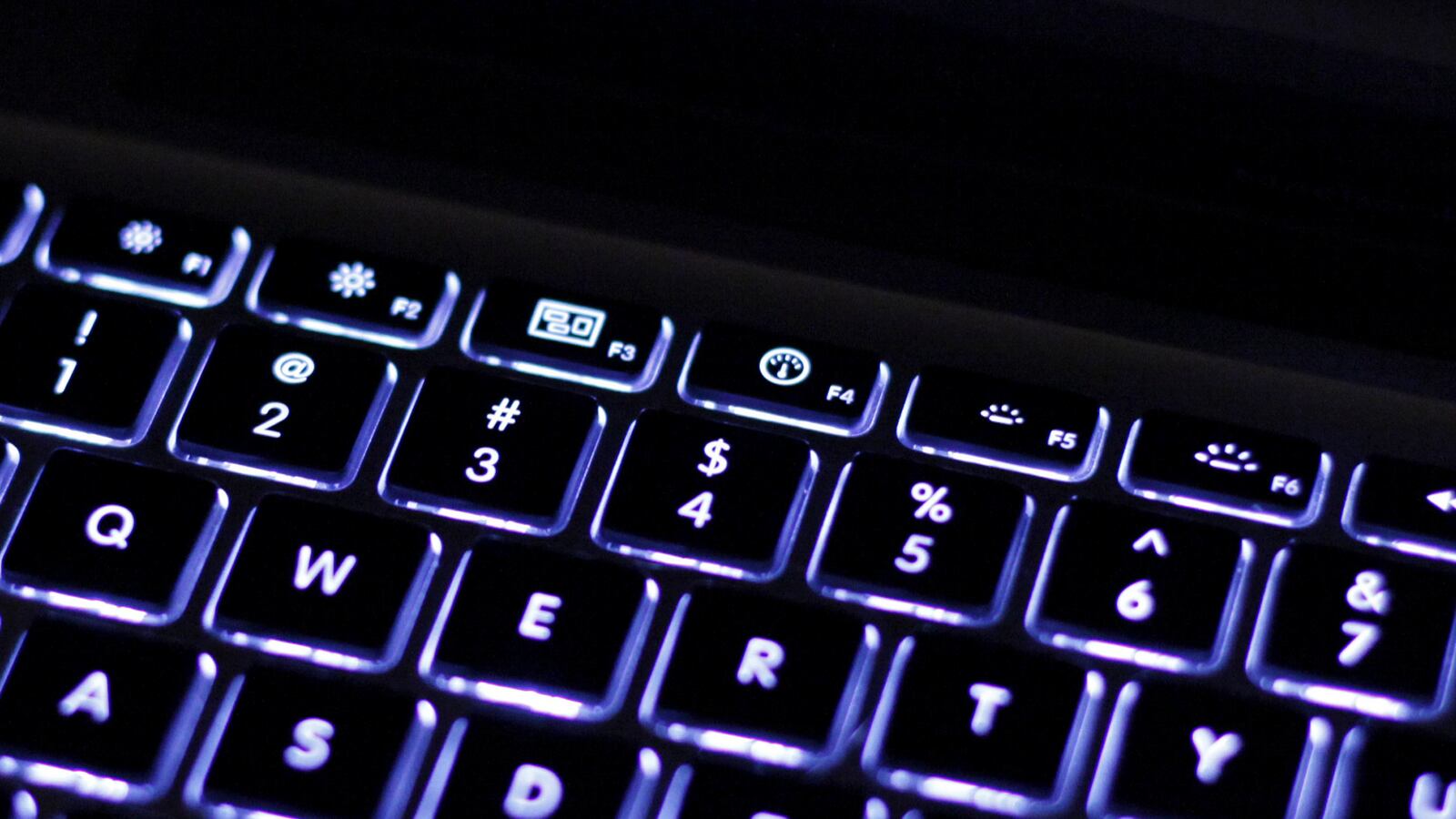 cheats/2014/06/17/dems-want-fcc-to-ban-fast-lanes/140617-internet-fast-track-cheat_gpmpbr