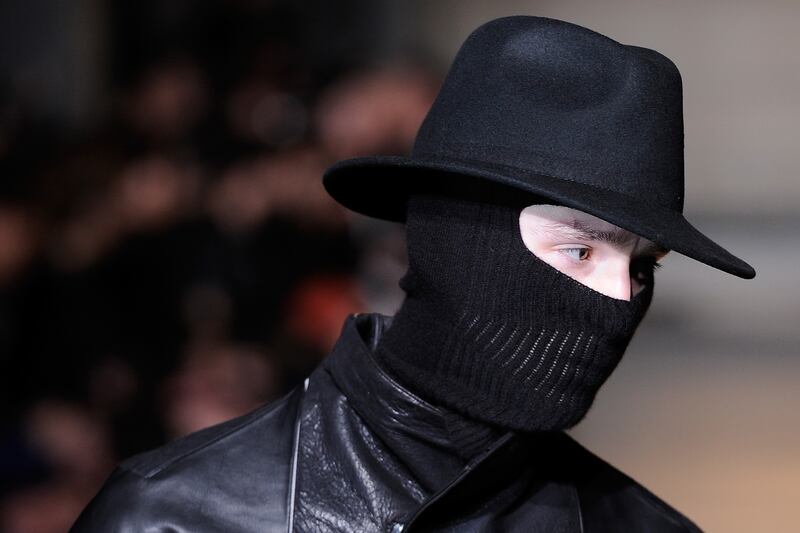 galleries/2014/01/19/the-9-wildest-trends-from-men-s-fashion-weeks/mens-trend-skimask_iswtag