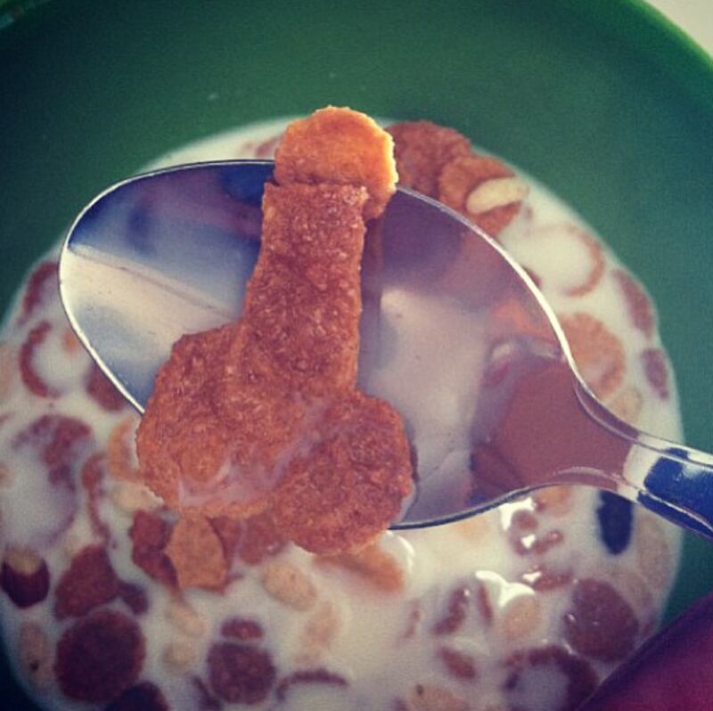 galleries/2013/07/26/that-looks-like-a-dick-instagram-account-penis-pics-everywhere/that-looks-like-a_dick-instagram-12_lyuxj3