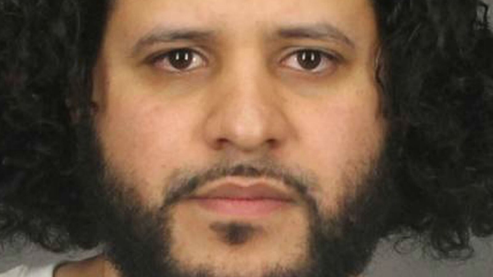 cheats/2015/12/17/pizza-shop-owner-pleads-guilty-to-terrorism/151217-Elfgeeh-dailybeast_ekjiaa